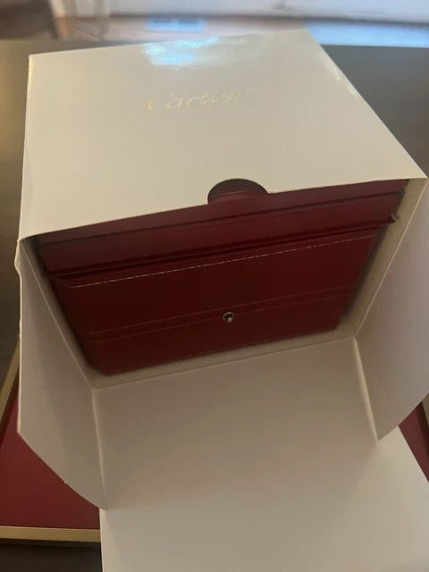 Montre Cartier Tank Américaine, petite, 2000, or jaune massif 18 carats, réf. 1710, boîte et papiers, W2601556 – Image 3