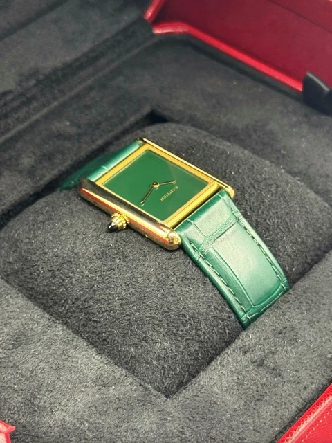 Montre Cartier Tank Louis Cartier verte 2023, grand modèle, boîtier en or 18 carats de 33,7 mm – Image 7