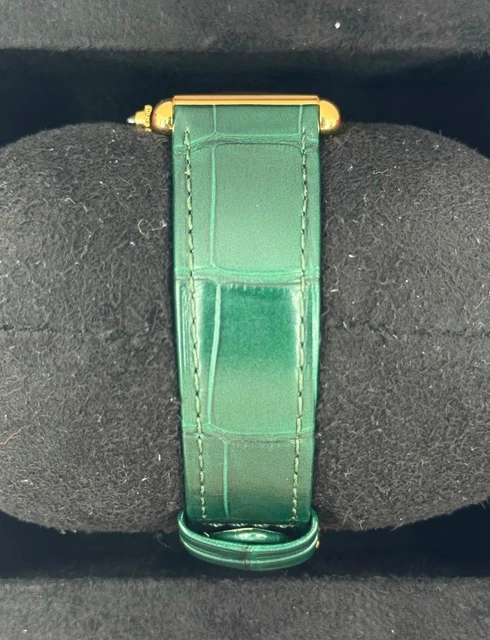 Montre Cartier Tank Louis Cartier verte 2023, grand modèle, boîtier en or 18 carats de 33,7 mm – Image 5