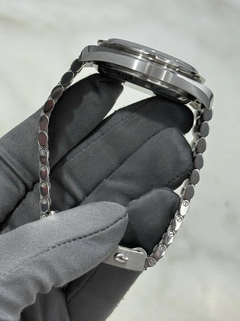 Omega Speedmaster Moonwatch 42 mm, cadran noir, saphir, 2023, référence 310.30.42.50.01.002 – Image 10