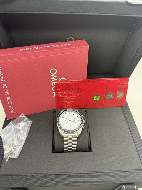 Montre chronographe Omega Speedmaster 42 mm, cadran blanc, année 2024, référence 310.30.42.50.04.001 B+P
