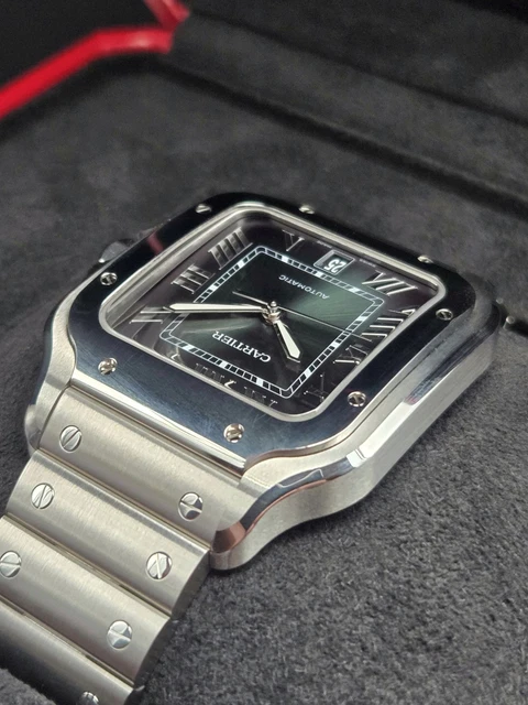 Montre Cartier Santos 2025, grand cadran vert, WSSA0062, bracelet acier/cuir, coffret complet – Image 9