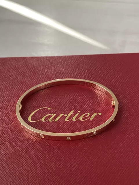 Bracelet Love Cartier en or rose 18 carats, 10 diamants, taille 17, petit modèle, 4 mm, boîte, Coa – Image 4