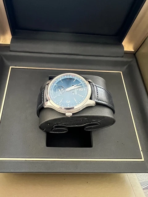 Jaeger-LeCoultre Master Calendar Control Calendar Cadran bleu Acier inoxydable