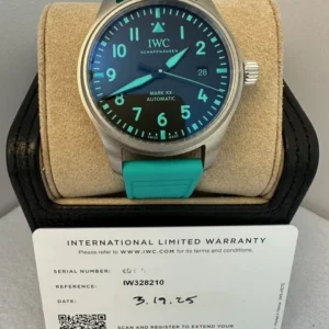 NOUVEAU 2025 IWC Schaffhausen Pilot Mark XX Mercedes-AMG Petronas F1 40MM (IW328210)