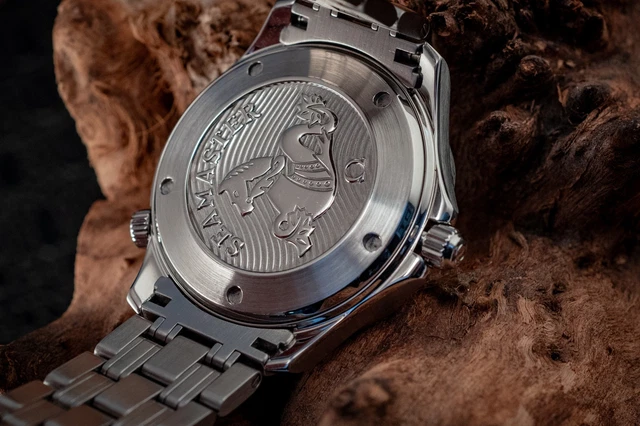 OMEGA 2023 Seamaster Diver Bleu No Wave 300M 212.30.41.20.03.001 Boîte et papiers – Image 2