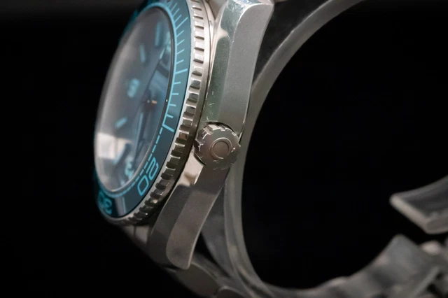 OMEGA Seamaster Planet Ocean 600M 39,5 mm Cadran bleu été - 215.30.40.20.03.002 – Image 10