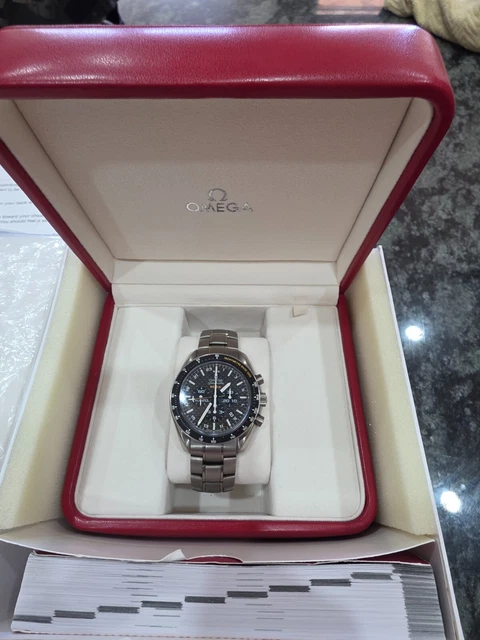 Chronographe automatique Omega Speedmaster HB-SIA GMT d'occasion. Bon état. – Image 7