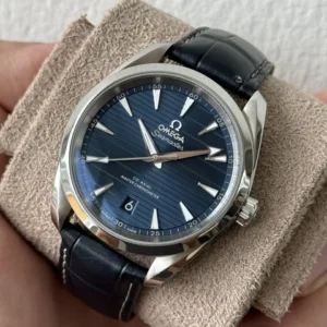 Omega Seamaster Aqua Terra 38,5 mm bleue (220.13.38.20.03.001)