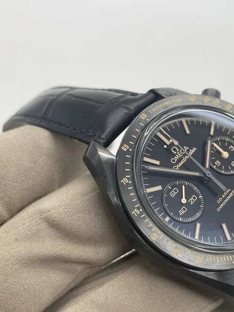 Omega Speedmaster Dark Side Of The Moon DSOTM 311.92.44.51.01.006 avec cartes – Image 11