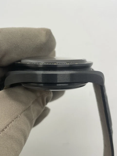 Omega Speedmaster Dark Side Of The Moon DSOTM 311.92.44.51.01.006 avec cartes – Image 4