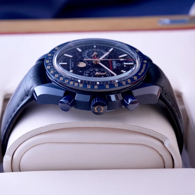 Omega Speedmaster Moonphase Céramique Cadran Bleu Aventurine - 304.93.44.52.03.002 – Image 7