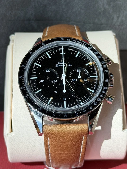 Omega Speedmaster Moonwatch Première montre Omega dans l'espace Édition limitée État neuf Portée deux fois – Image 18