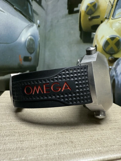 Montre à quartz Omega Speedmaster Spacemaster Z-33 en titane - Coffret complet et papiers – Image 6