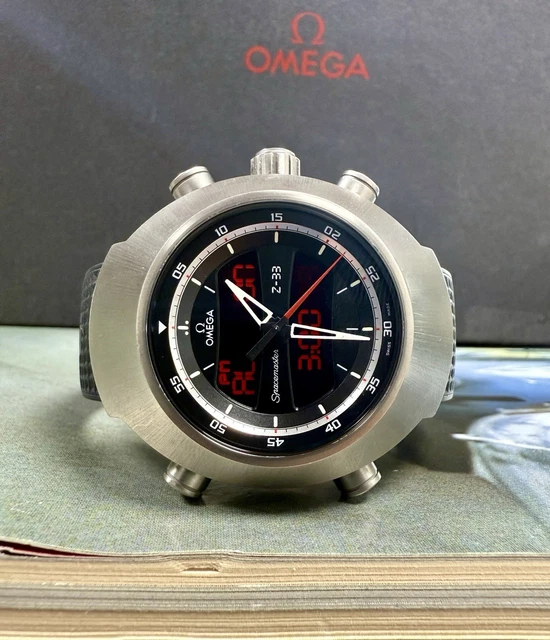 Montre à quartz Omega Speedmaster Spacemaster Z-33 en titane - Coffret complet et papiers – Image 9