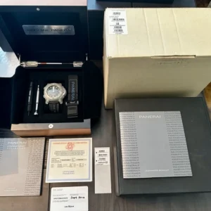 PANERAI LUMINOR SUBMERSIBLE Titane 44 mm Pam00025 300 m Pam 25 Cadran à motif clous