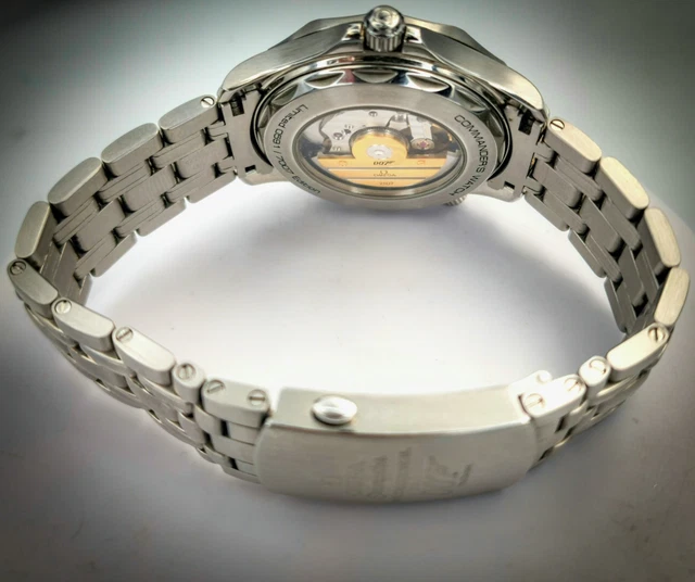 RARE OMEGA Bond Seamaster Diver 300M Commander's Watch/Blanc/Bleu/Rouge/ Bracelet – Image 10