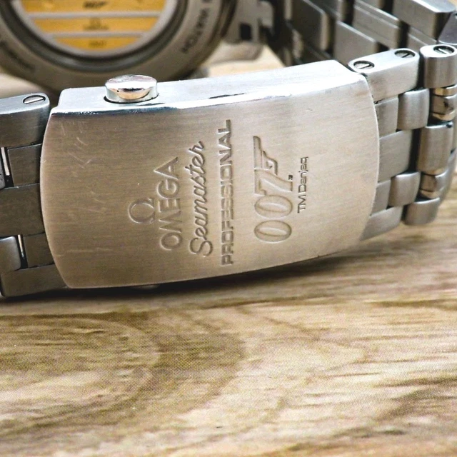 RARE OMEGA Bond Seamaster Diver 300M Commander's Watch/Blanc/Bleu/Rouge/ Bracelet – Image 5