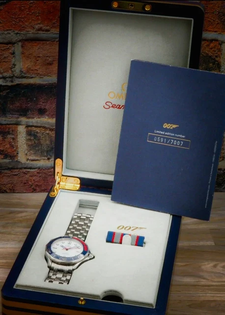 RARE OMEGA Bond Seamaster Diver 300M Commander's Watch/Blanc/Bleu/Rouge/ Bracelet – Image 20
