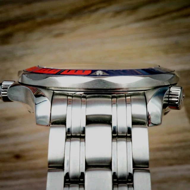 RARE OMEGA Bond Seamaster Diver 300M Commander's Watch/Blanc/Bleu/Rouge/ Bracelet – Image 14