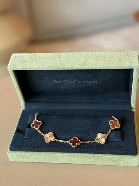 Van Cleef & Arpels Alhambra Bracelet cornaline en or rose 18 carats avec boîte et certificat – Image 18