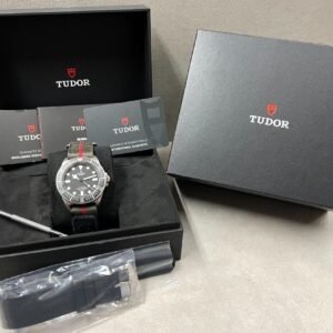 Tudor Pelagos FXD | 25717N | NEUF/Ensemble complet | 7/25 | Titane |