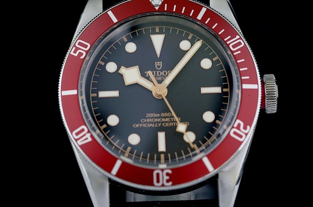 Tudor Black Bay, 79230R, Coffret Heritage complet, 2 bracelets, 41 mm, Automatique – Image 7