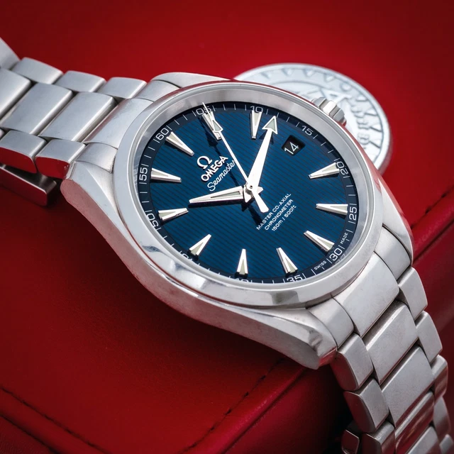Montre Omega Seamaster Aqua Terra 23110422103003 à cadran bleu Aquaterra 150 m – Image 13