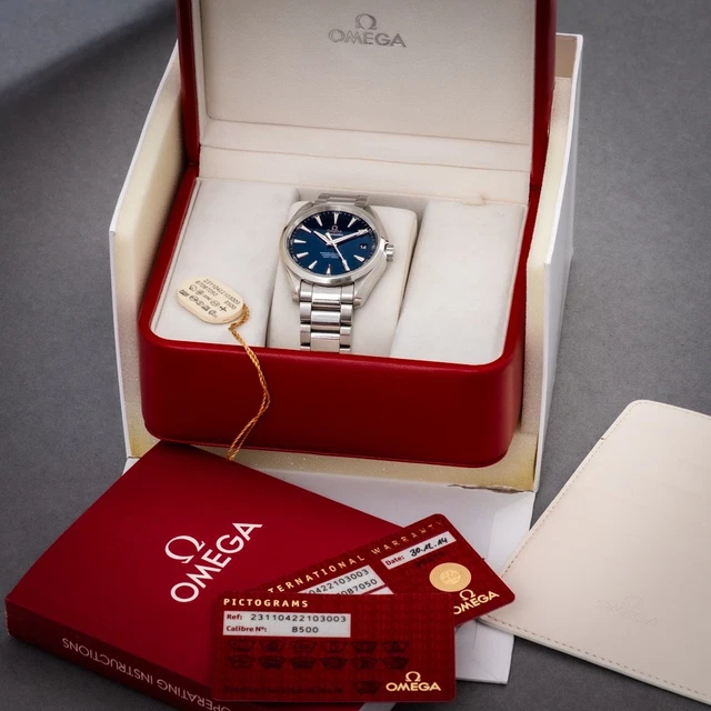 Montre Omega Seamaster Aqua Terra 23110422103003 à cadran bleu Aquaterra 150 m – Image 2